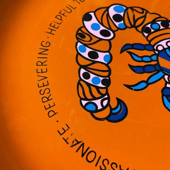 Vintage 70s orange Scorpio astrology tray - Picture 5 of 7